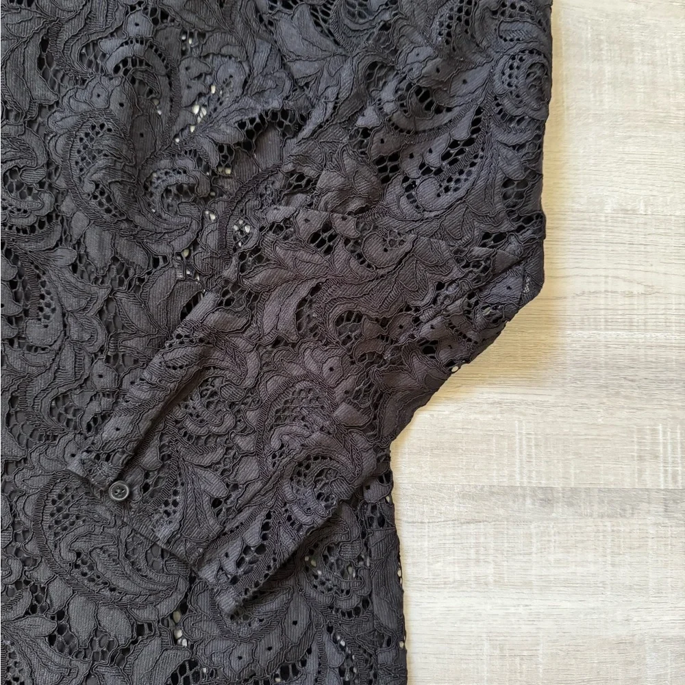 Express Women's Black Lace Top - Picture 4 of 5